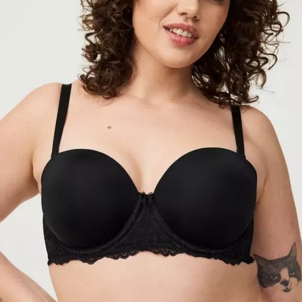 Torrid Curve Bombshell Everyday Strapless Bra Black Lace Lightly Lined Size 44DD